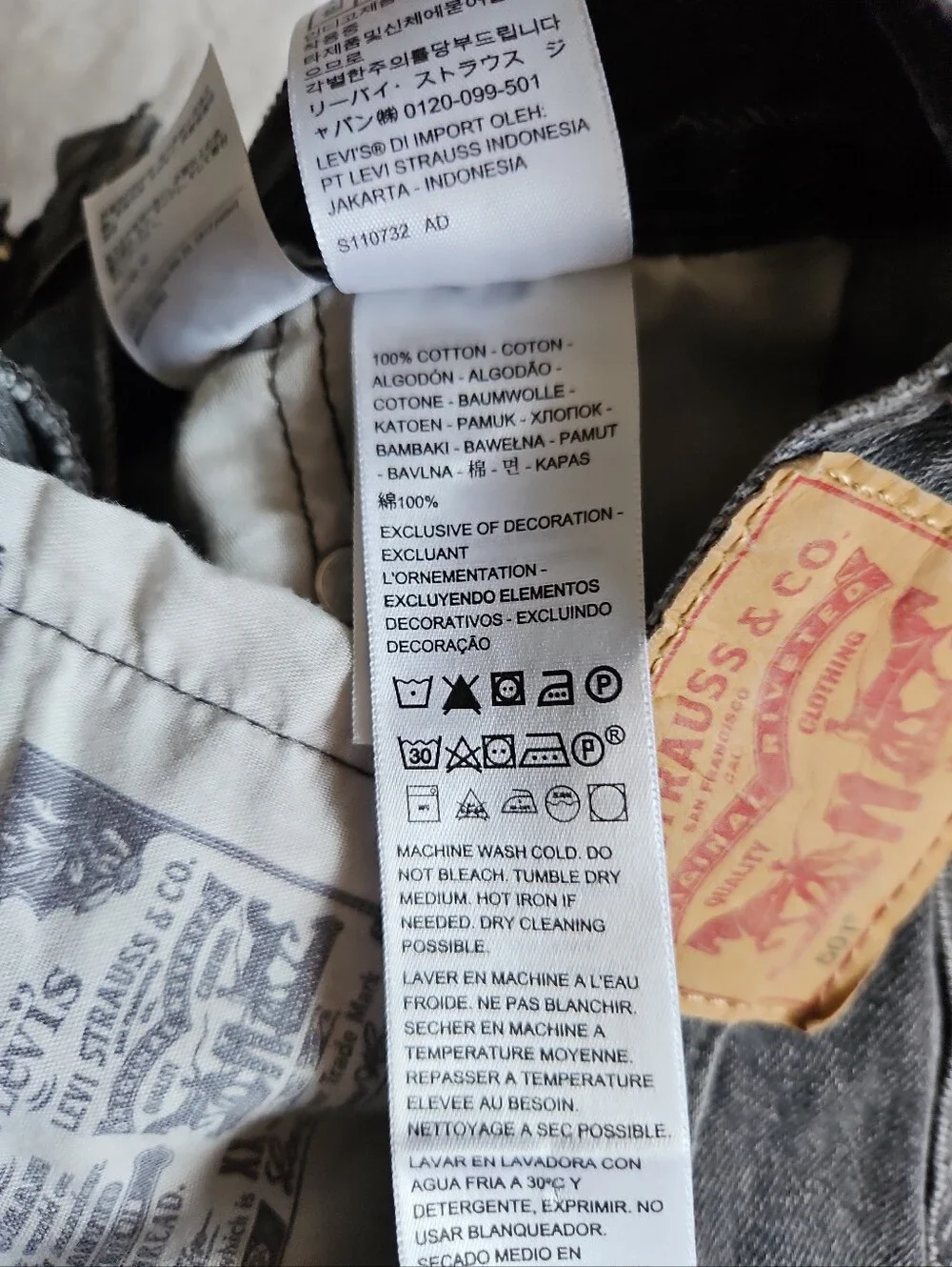 Levi's 501 Charcoal Gray Washed Straight Jeans Raw Hem Button Fly Size 29X30